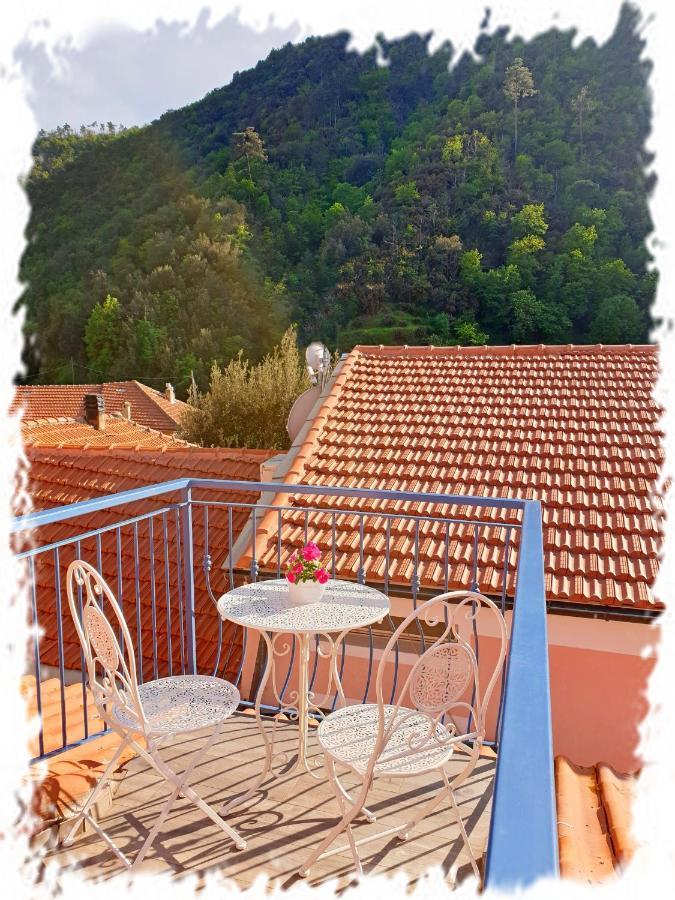 Casa Vacanze Family Albisola Superiore Luaran gambar