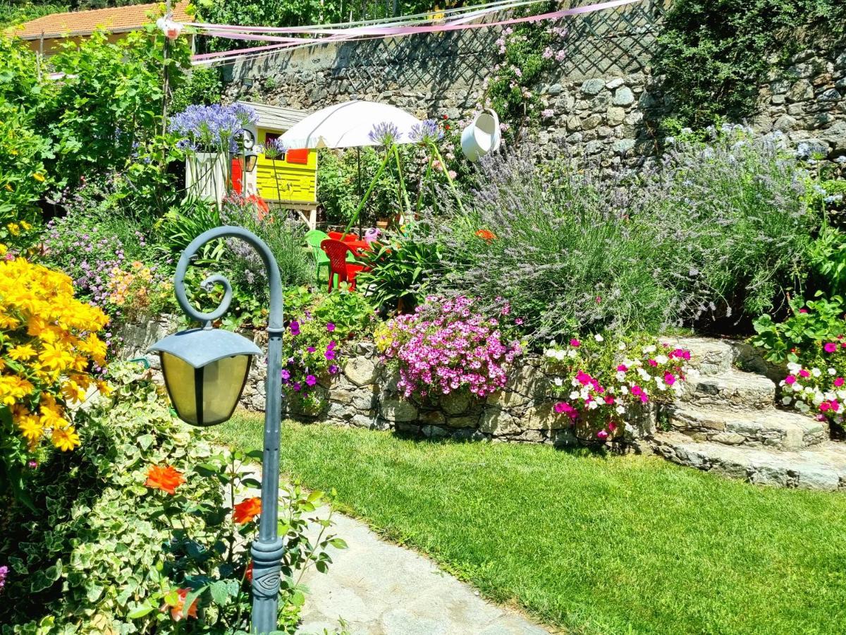 Casa Vacanze Family Albisola Superiore Luaran gambar