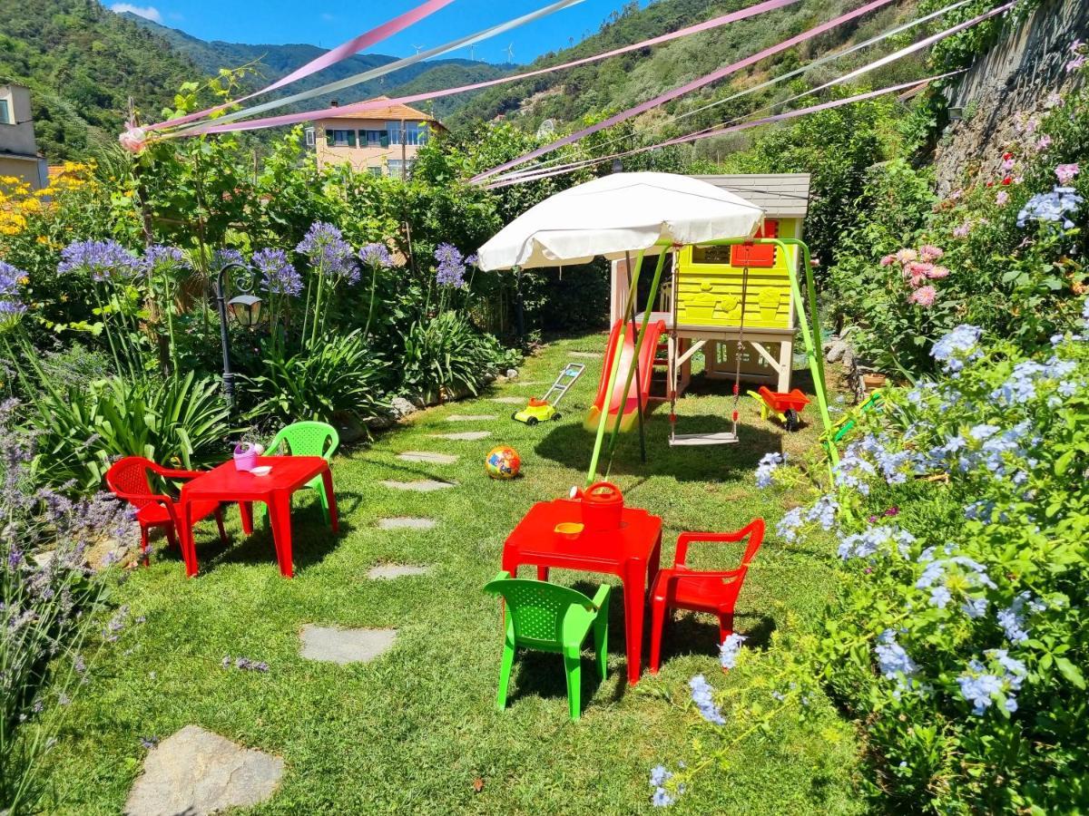 Casa Vacanze Family Albisola Superiore Luaran gambar